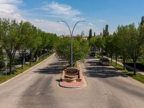 322 Hampstead Way Nw, Calgary, AB - Outdoor With View