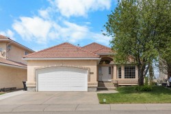 191 Hamptons Terrace NW Calgary, AB T3A 5S3