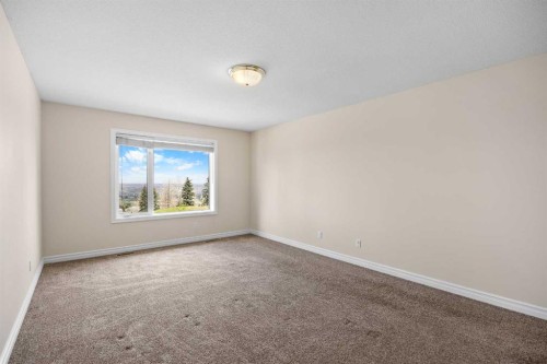 191 Hamptons Terrace Nw, Calgary, AB - Indoor Photo Showing Other Room