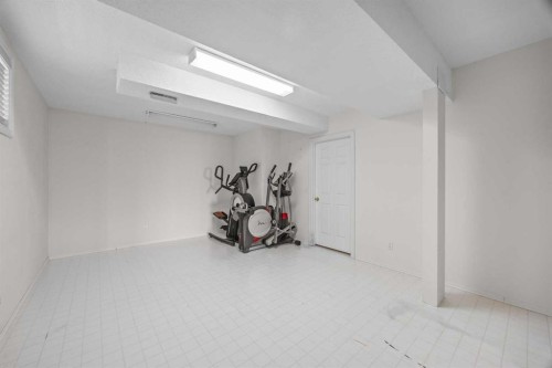 191 Hamptons Terrace Nw, Calgary, AB - Indoor