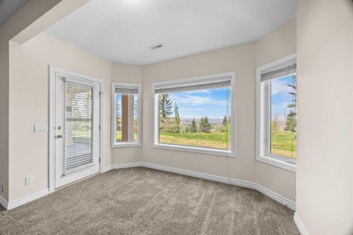 191 Hamptons Terrace Nw, Calgary, AB - Indoor Photo Showing Other Room