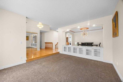191 Hamptons Terrace Nw, Calgary, AB - Indoor Photo Showing Other Room