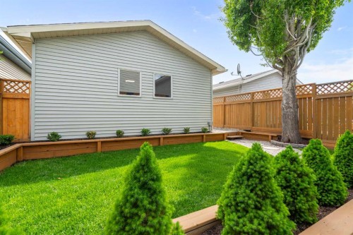 148 Cramond Crescent Se, Calgary, AB 
