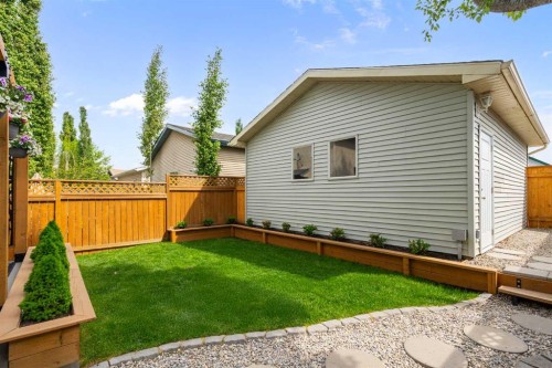 148 Cramond Crescent Se, Calgary, AB 
