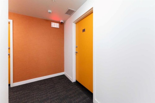 1307-3830 Brentwood Road Nw, Calgary, AB - Indoor Photo Showing Other Room