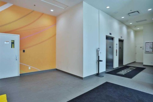 1307-3830 Brentwood Road Nw, Calgary, AB - Indoor Photo Showing Other Room
