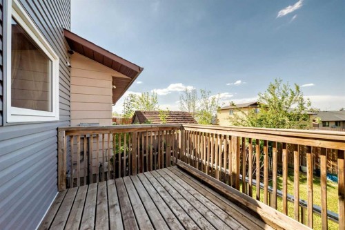 970 Berkley Drive Nw, Calgary, AB - Outdoor With Deck Patio Veranda With Exterior