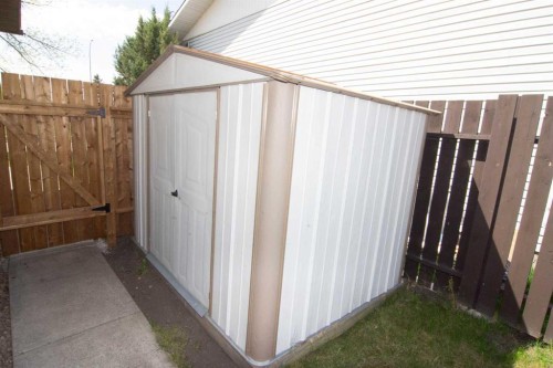 340 Templeton Circle Ne, Calgary, AB -  With Exterior