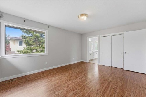 13919 Evergreen Street Sw, Calgary, AB - Indoor Photo Showing Other Room