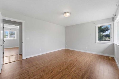 13919 Evergreen Street Sw, Calgary, AB - Indoor Photo Showing Other Room
