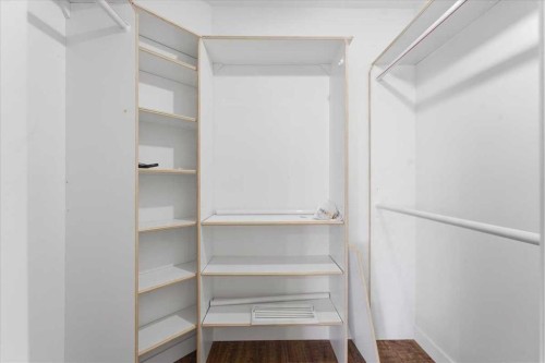 13919 Evergreen Street Sw, Calgary, AB - Indoor With Storage