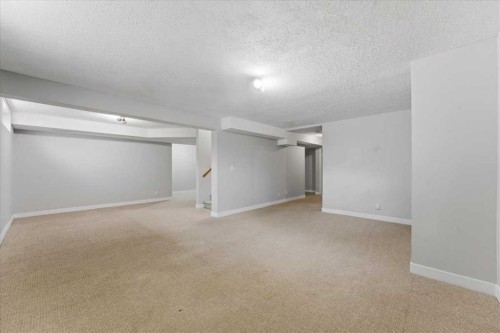 13919 Evergreen Street Sw, Calgary, AB - Indoor Photo Showing Other Room