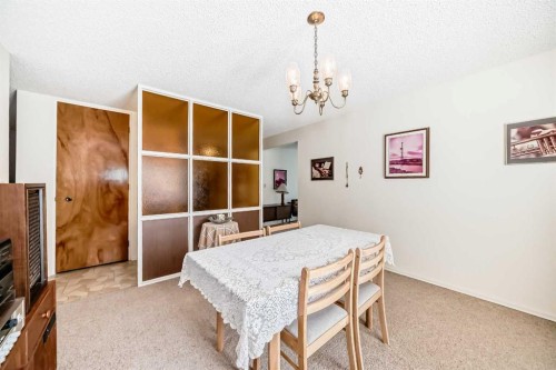 8 Varsdale Place Nw, Calgary, AB - Indoor