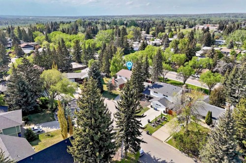 8 Varsdale Place Nw, Calgary, AB - Outdoor With View