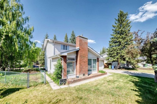 8 Varsdale Place Nw, Calgary, AB - Outdoor