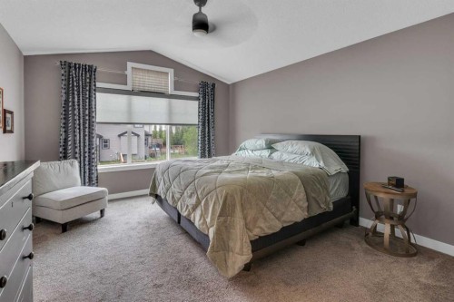 145 Wildrose Drive, Strathmore, AB - Indoor Photo Showing Bedroom