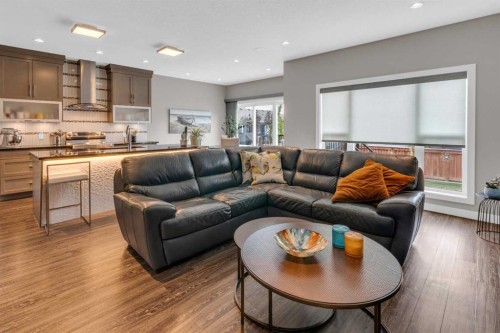 145 Wildrose Drive, Strathmore, AB - Indoor Photo Showing Living Room