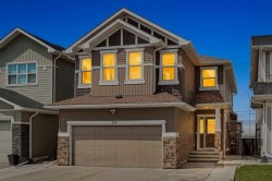 152 Redstone Villas NE Calgary, AB T3N 0N1