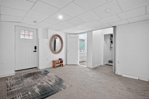 152 Redstone Villas Ne, Calgary, AB - Indoor Photo Showing Other Room