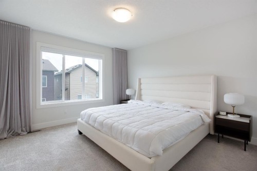 37 Savanna Heath Ne, Calgary, AB - Indoor Photo Showing Bedroom