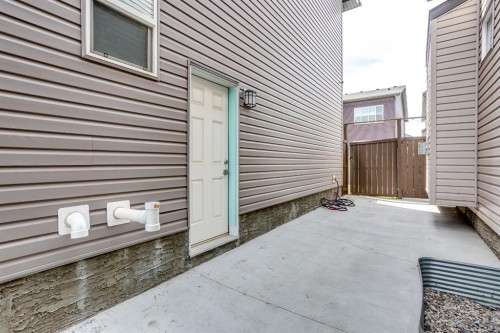 37 Savanna Heath Ne, Calgary, AB - Outdoor With Exterior