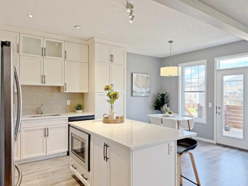285 Windrow Crescent Sw, Airdrie, AB 