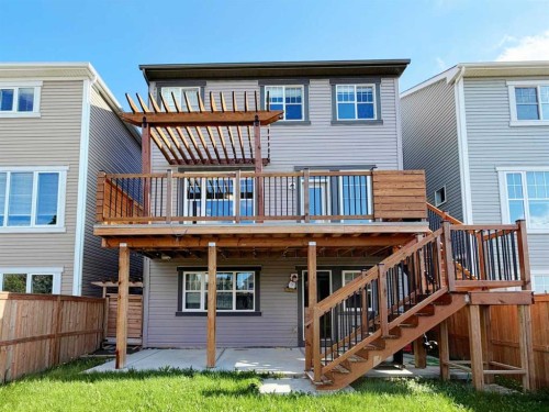 285 Windrow Crescent SW Airdrie, AB T4B 4K2