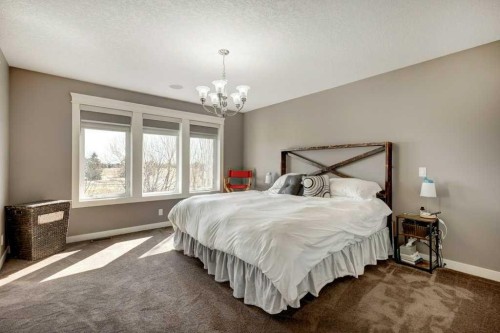 1233 Hillcrest Manor Estates, Strathmore, AB - Indoor Photo Showing Bedroom
