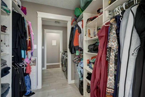 1233 Hillcrest Manor Estates, Strathmore, AB - Indoor With Storage
