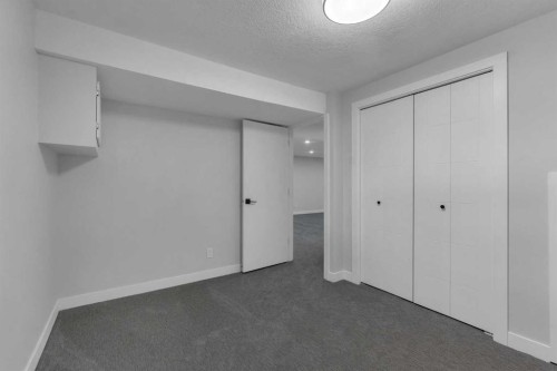 3640 Dover Ridge Drive Se, Calgary, AB - Indoor Photo Showing Other Room