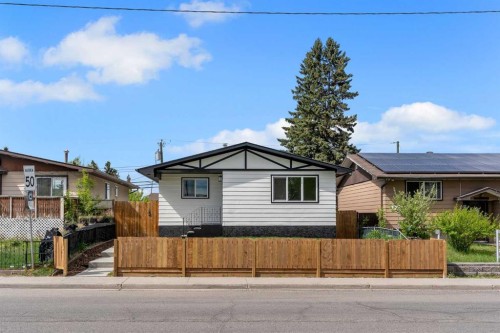 3640 Dover Ridge Drive Se, Calgary, AB - Outdoor