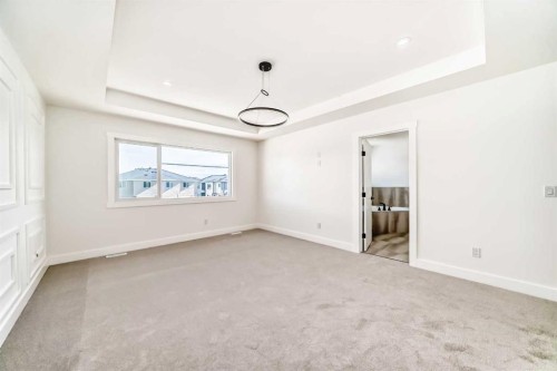 28 Saddlecrest Manor Ne, Calgary, AB - Indoor Photo Showing Other Room