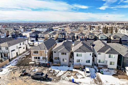 28 Saddlecrest Manor Ne, Calgary, AB - Outdoor
