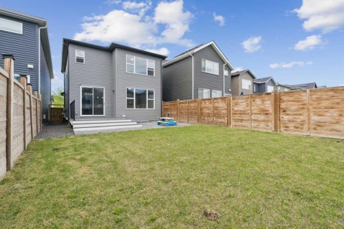98 Seton Road Se, Calgary, AB - Outdoor