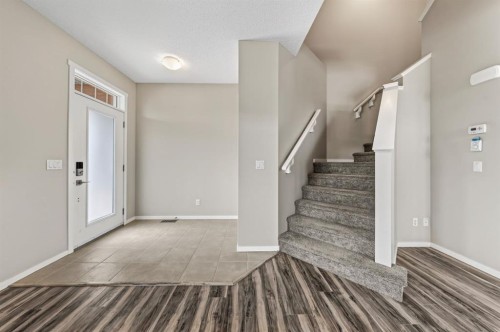 86 Mahogany Drive Se, Calgary, AB - Indoor Photo Showing Other Room