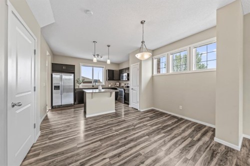86 Mahogany Drive Se, Calgary, AB - Indoor Photo Showing Kitchen