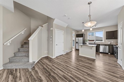 86 Mahogany Drive Se, Calgary, AB - Indoor Photo Showing Kitchen