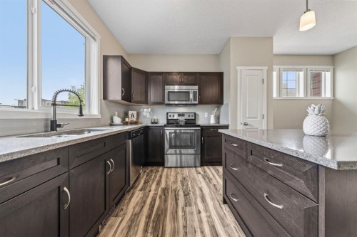 86 Mahogany Drive Se, Calgary, AB - Indoor Photo Showing Kitchen With Double Sink