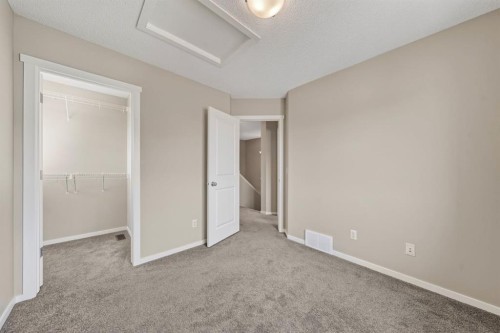 86 Mahogany Drive Se, Calgary, AB - Indoor Photo Showing Other Room