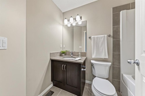 86 Mahogany Drive Se, Calgary, AB - Indoor Photo Showing Bathroom
