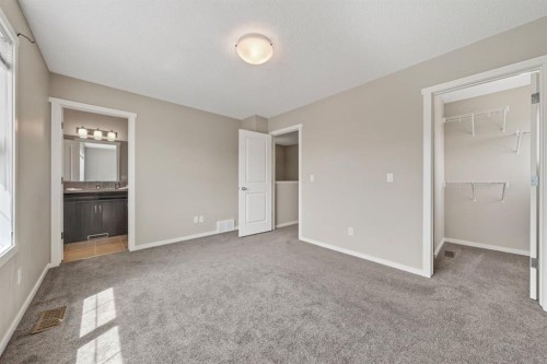 86 Mahogany Drive Se, Calgary, AB - Indoor Photo Showing Other Room