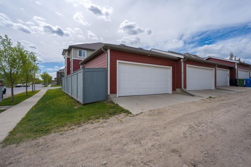 86 Mahogany Drive Se, Calgary, AB - Outdoor