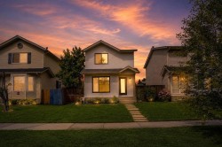 6471 54 Street NE Calgary, AB T3J 1Z4