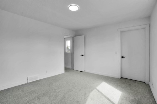 6471 54 Street Ne, Calgary, AB 