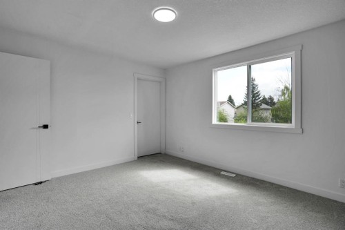 6471 54 Street Ne, Calgary, AB 