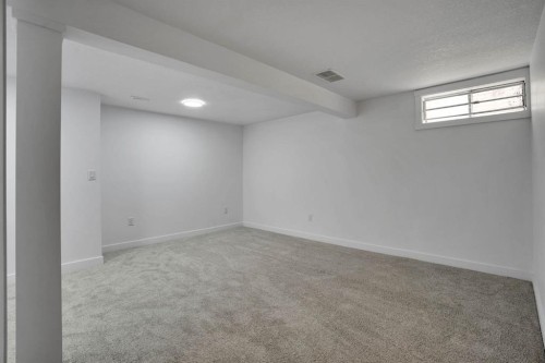 6471 54 Street Ne, Calgary, AB 