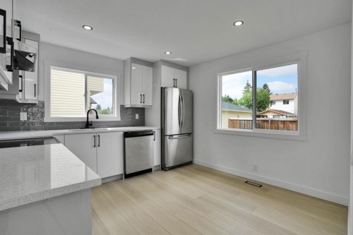 6471 54 Street Ne, Calgary, AB 