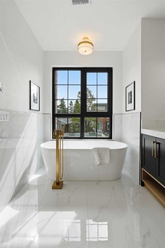 1429 26A Street Sw, Calgary, AB - Indoor