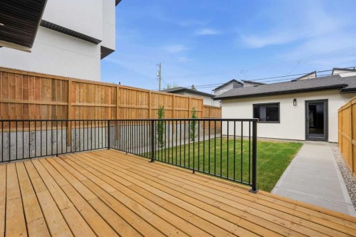 1429 26A Street Sw, Calgary, AB - Outdoor With Exterior