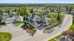 438 Candle Place SW Calgary, AB T2W 3B3